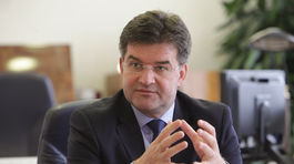 Diplomacia bez hystérie