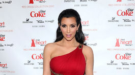 červené šaty pre bacuľky a ženy s krivkami - Kim Kardashian