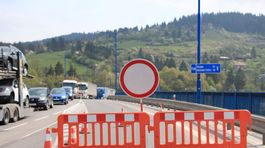 Poškodený most Horelica ešte viac zaťažili kamiónmi