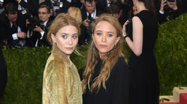 Sestry a dizajnérky značky The Row Ashley Olsen (vľavo) a Mary-Kate Olsen.