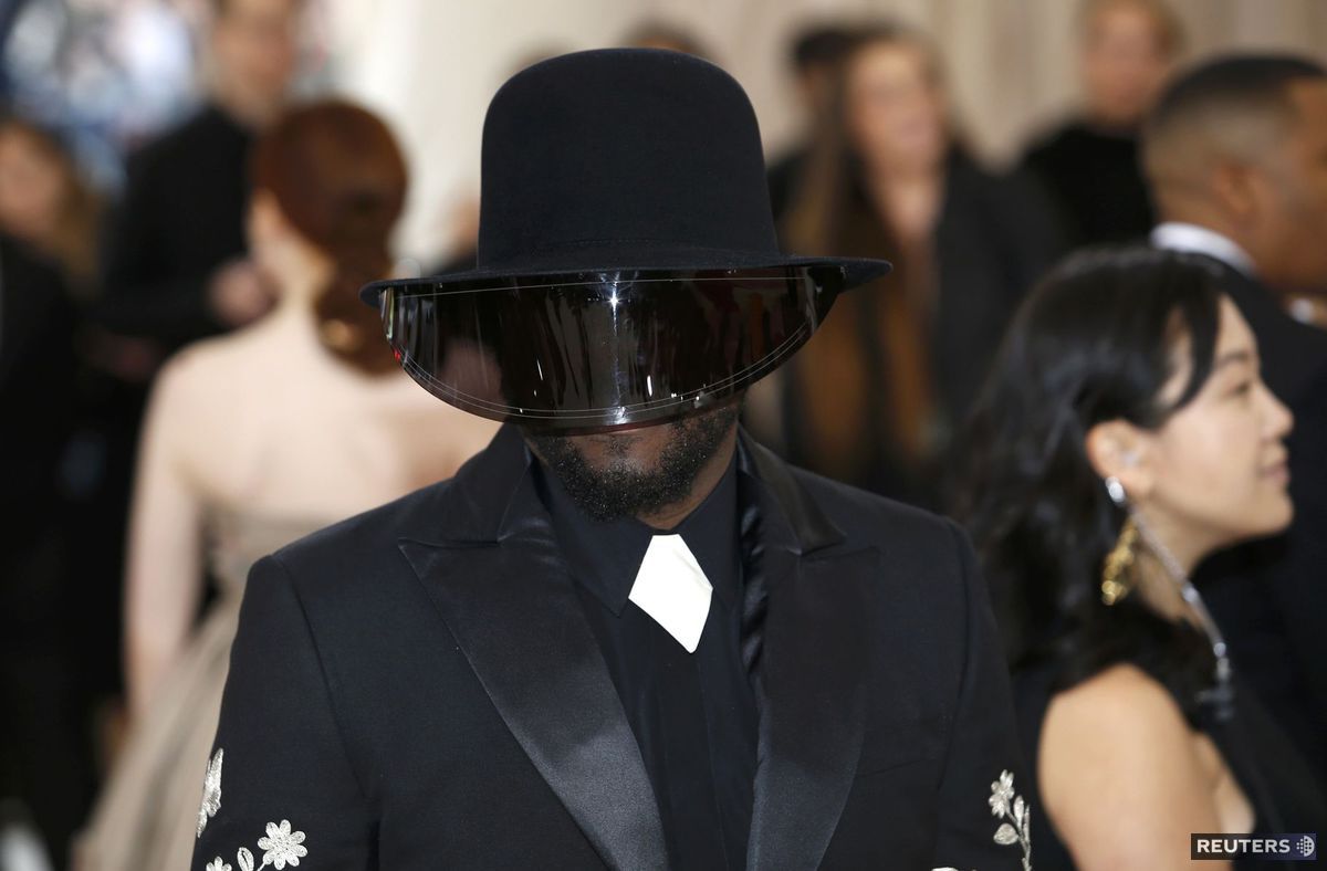 Spevák a producent Will.i.am prišiel na akciu...