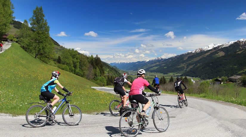 Rakúsko, bicykle, cyklisti, cyklotúra, príroda,...