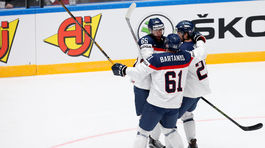 Víťazný vstup. Slováci zdolali na MS Maďarov 4:1