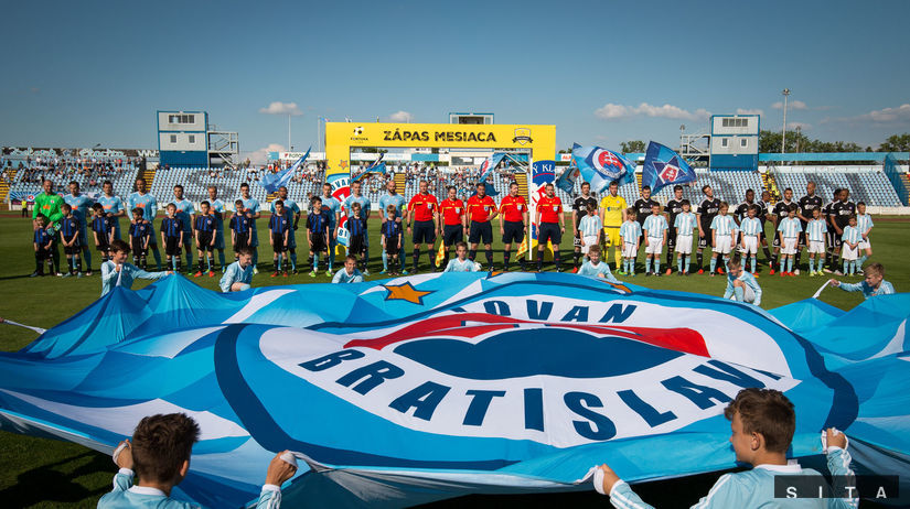 Slovan Bratislava, AS Trenčín