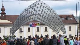 Netreba sa len ľahostajne prizerať