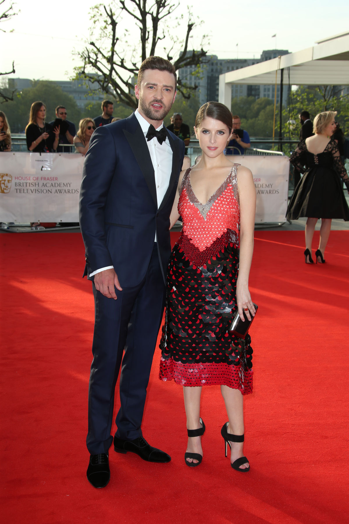 Herec a spevák Justin Timberlake pózuje s...