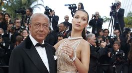 Fawaz Gruosi, zakladateľ klenotníckej značky de Grisogono a modelka Bella Hadid.