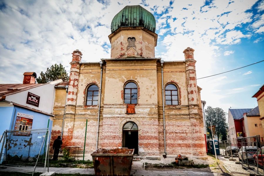 Židovská synagóga v Brezne chátrala desaťročia.
