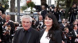 Francúzsky režisér Claude Lelouch a jeho partnerka Valerie Perrin.