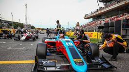 Mali sme dobré tempo a môžeme byť vpredu, vravel Gonda po premiére v GP3