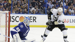 Vasilevského čary Tampe nepomohli, Crosby strelil ďalší víťazný gól