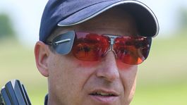 Ťaháky dňa: Zabojuje Varga o medailu? Tenistov čaká druhé kolo