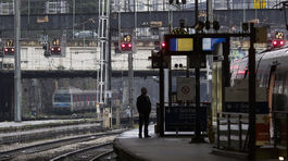 K štrajku vo Francúzsku sa pridali zamestnanci jadrových elektrární