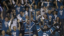 Ďalší tesný zápas. Tentoraz ho zvládlo San Jose a znížilo stav série na 1:2