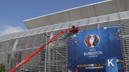 Šampionát otočí miliardy eur