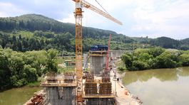 Na kľúčové štvorprúdovky v krajine chýbajú miliardy