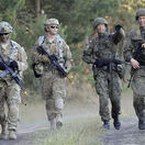 poľsko, nato, vojaci, parašutisti