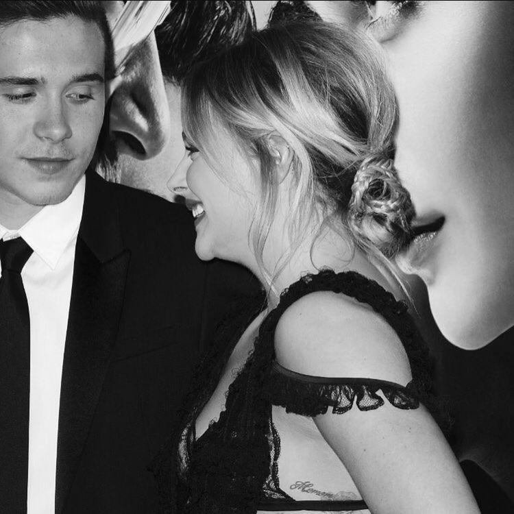 Brooklyn Beckham zverejnil fotografiu s...