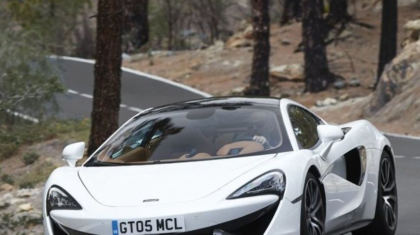 McLaren 570GT ostáva stále superšportom....