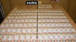 Dvaja Slováci menili v bankách falošné japonské jeny, zarobili viac ako 181-tisíc eur