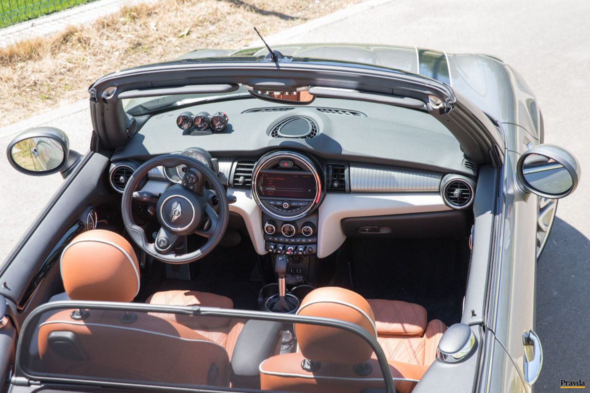 Mini Cabrio vie poskytnúť štýlové a drahé leto.