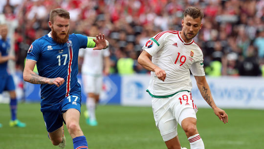 tamás priskin, Aron Gunnarsson, maďarsko, island