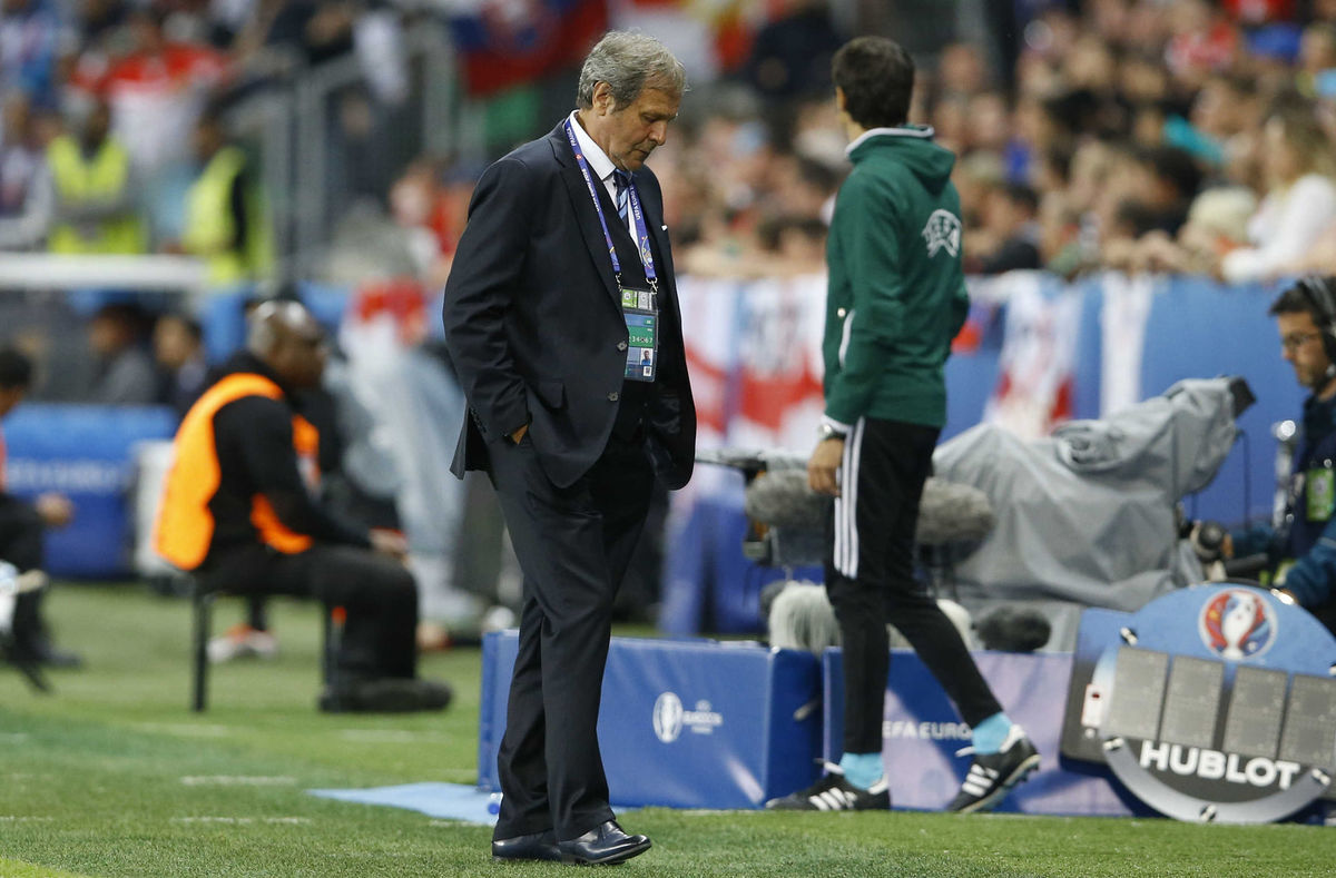 Ján Kozák v zápase proti Anglicku.