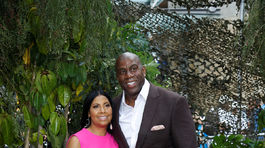 Bývalý hráč NBA Earvin Magic Johnson a jeho manželka Cookie Johnson.