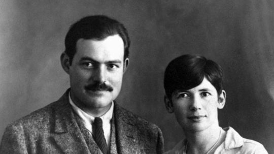 Ernest Hemingway s manželkou Pauline v Paríži v...