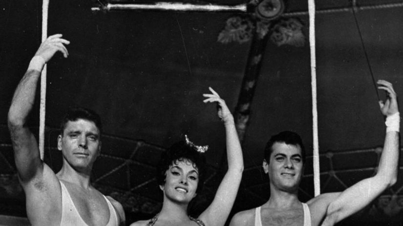 Zľava: Burt Lancaster, Gina Lollobrigida a Tony...