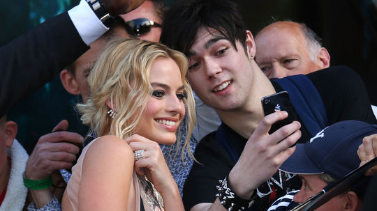 Margot Robbie na premiére filmu Legenda o...