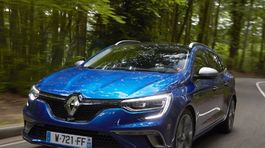 Renault Mégane GT: Jazdiť už môže aj na naftu 