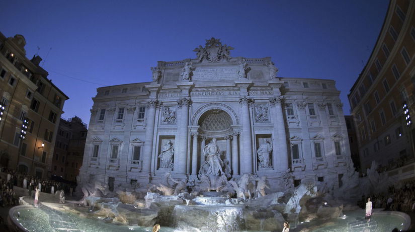 Fontána di Trevi