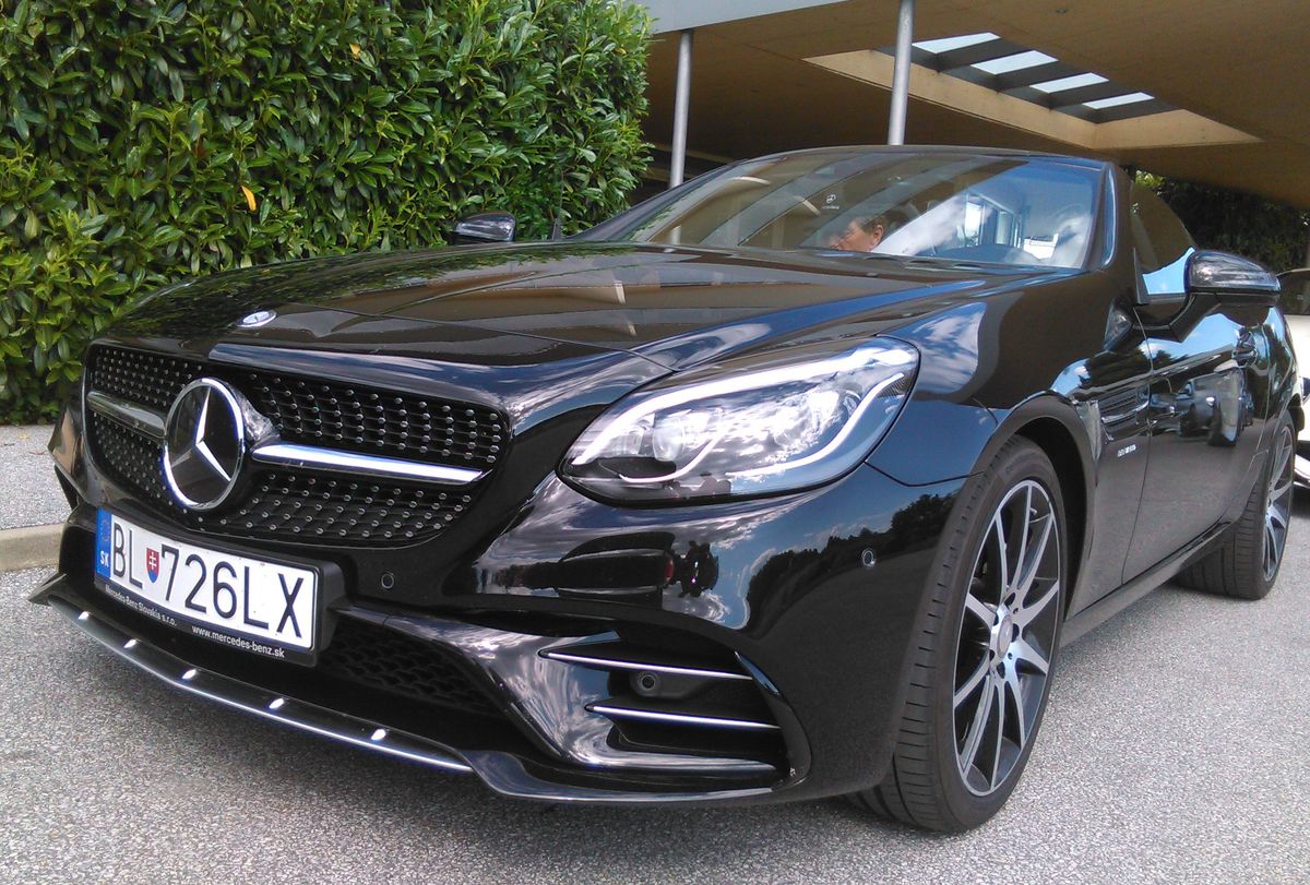 Mercedes-AMG SLC 43 poháňa trojlitrový...