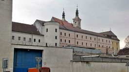 Dozorcov z Ilavy postavili mimo službu, zbili väzňa