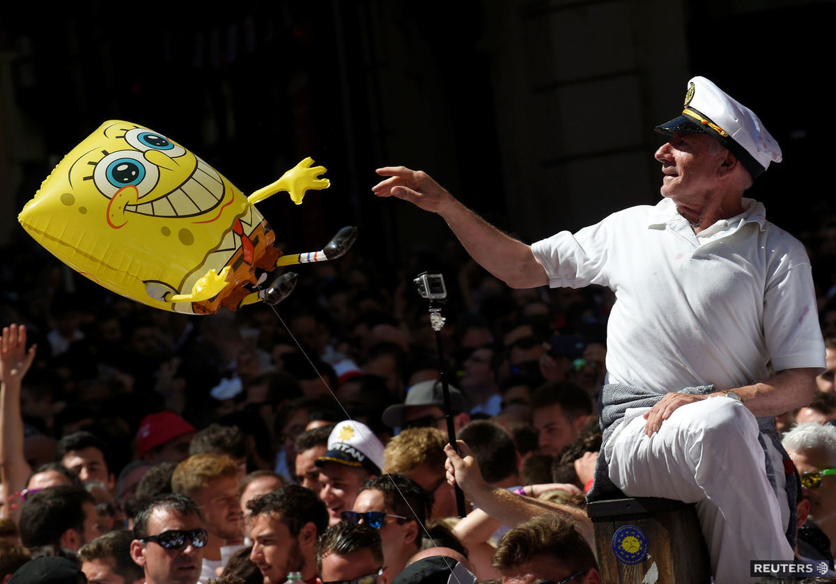 Sponge Bob, balón, Pamplona, festival San Fermin,