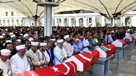 Erdogan ohlasuje ďalšie čistky, počet obetí pokusu o prevrat stúpol na 290 