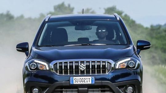 Suzuki SX4 S-Cross - 2016