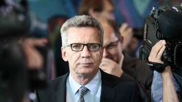 De Maizière: Pre kvóty siahať Slovensku či Maďarsku na eurofondy, nie je riešením