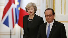 Hollande chce urýchlene rokovať o brexite, obáva sa nestability na trhoch