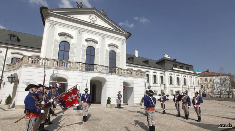 prezidentský palác, Grasalkovičov palác, výmena...