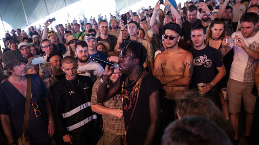 Saul Williams počas koncertu na Pohode 2016.