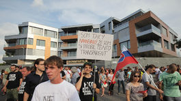 Demonštranti v Bratislave po šiesty raz žiadali odchod Kaliňáka