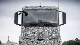 Mercedes-Benz Urban e-Truck Concept
