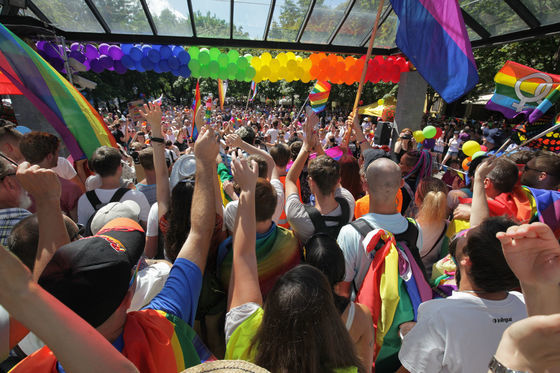 Dúhový Pride Bratislava 2016 na Hviezdoslavovom...