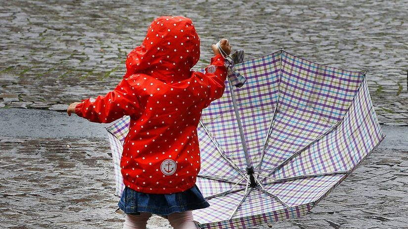 počasie, dážď, dáždnik, dieťa, prší, gumáky