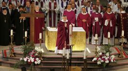 Vo Francúzsku sa rozlúčili s kňazom zavraždeným islamistami