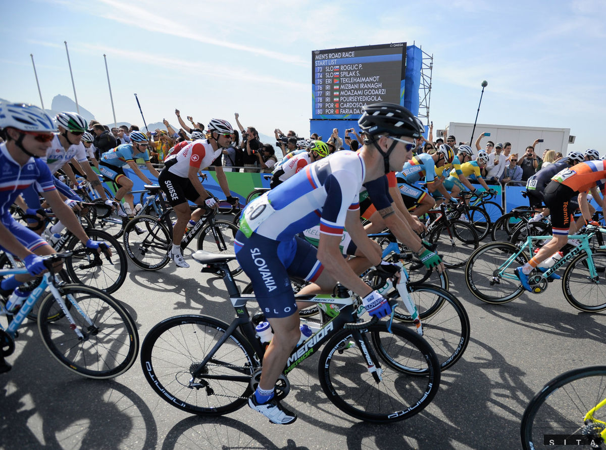 Patrik Tybor počas pretekov v cestnej...