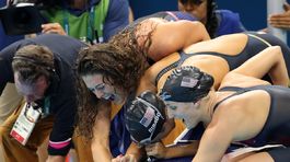 Ledecká má zlatý hetrik, stredajším hrdinom neznámy Kazach