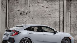 Honda Civic Hatchback - 2016